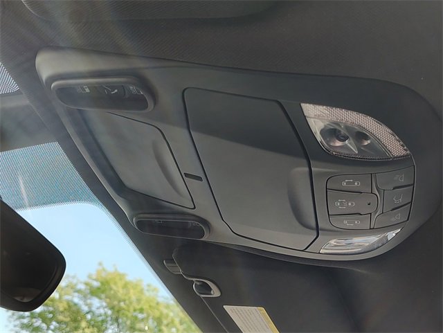 New 2026 Chrysler Pacifica Limited w/ Uconnect Theater Family Group image 30