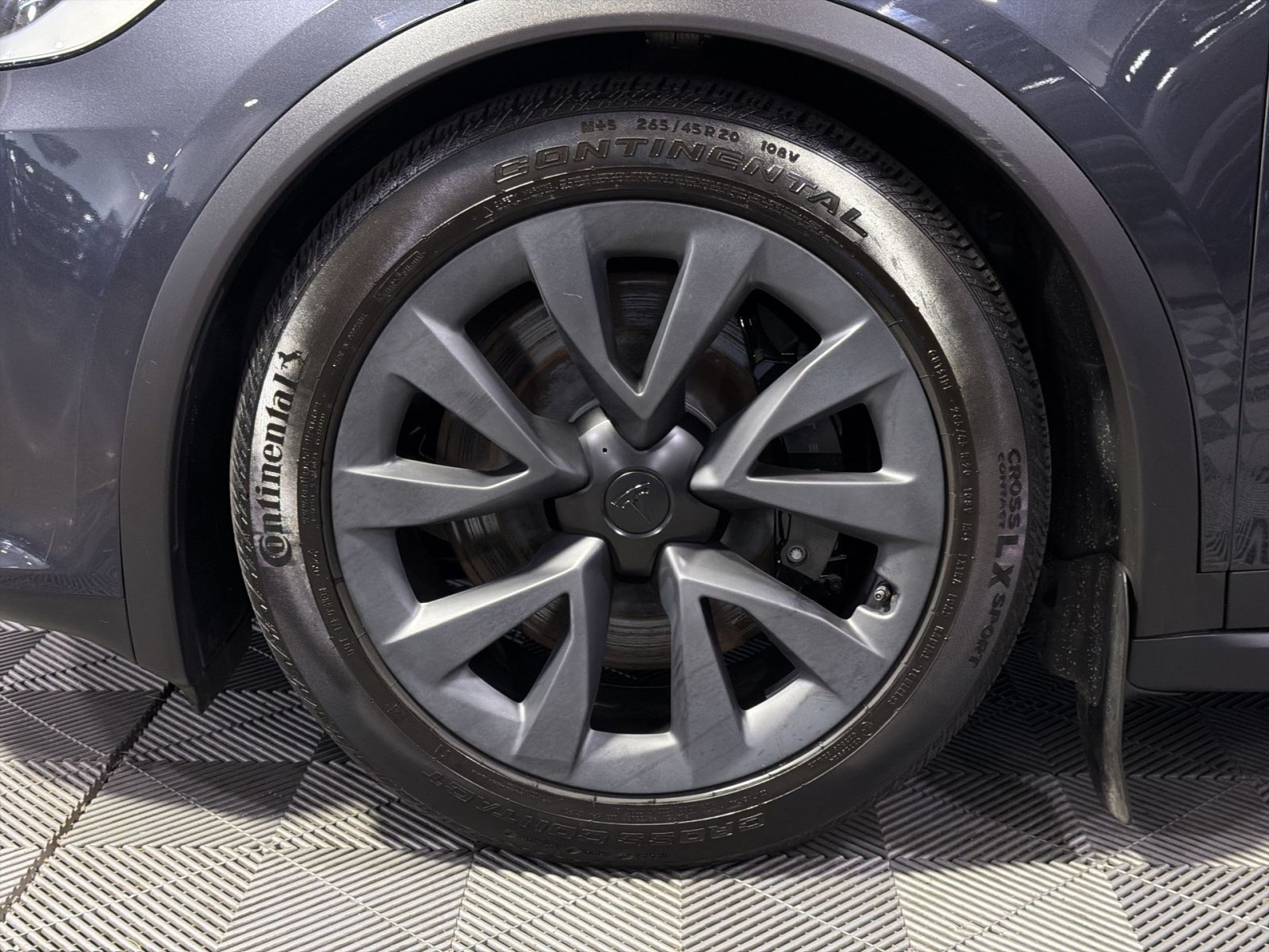Used 2023 Tesla Model X AWD/4WD image 16