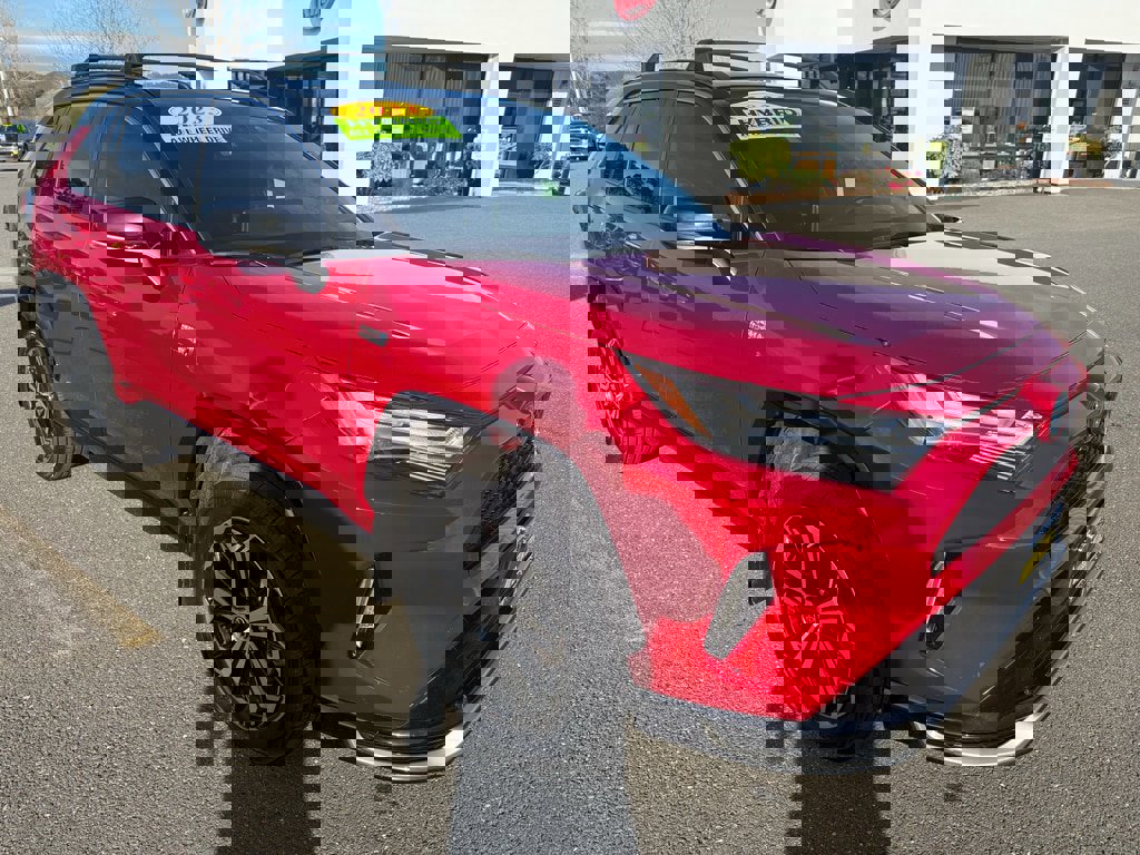 Used 2023 Toyota RAV4 XSE w/ Weather Package image 3