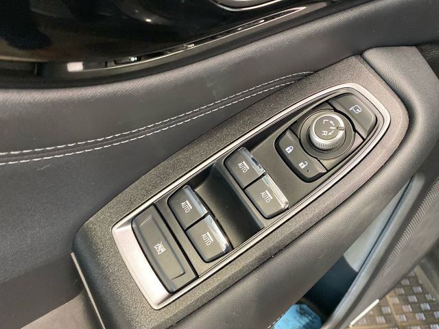 Used 2023 Subaru Outback Touring AWD/4WD image 12