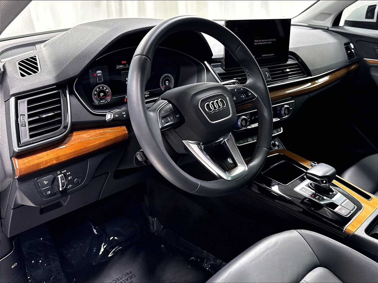 Used 2023 Audi Q5 2.0T Premium Plus w/ Premium Plus Package AWD/4WD image 7