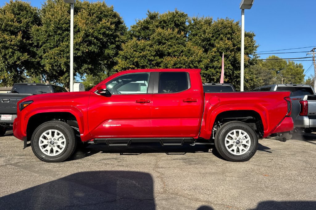 Certified 2025 Toyota Tacoma SR5 RWD image 6