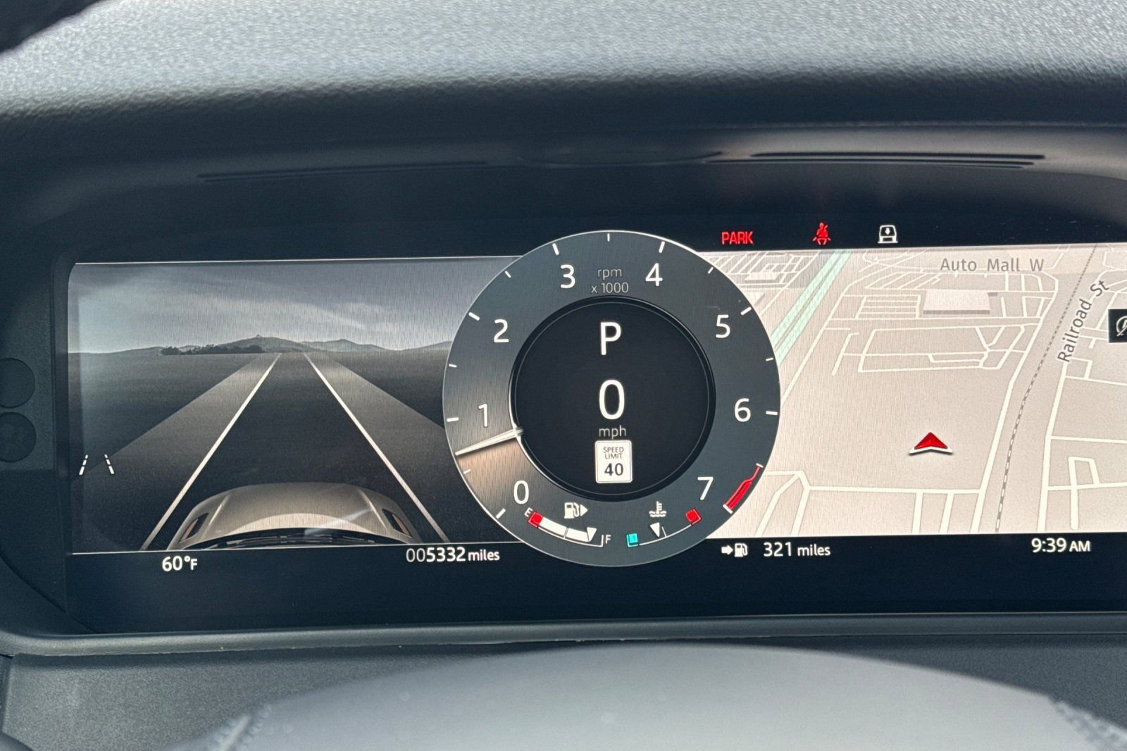 Used 2025 Land Rover Range Rover Velar Dynamic SE image 30