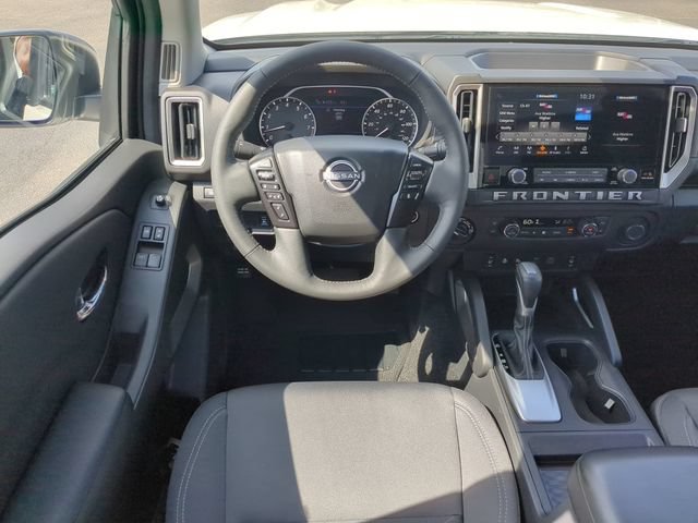 Used 2025 Nissan Frontier SV w/ SV Convenience Package AWD/4WD image 27
