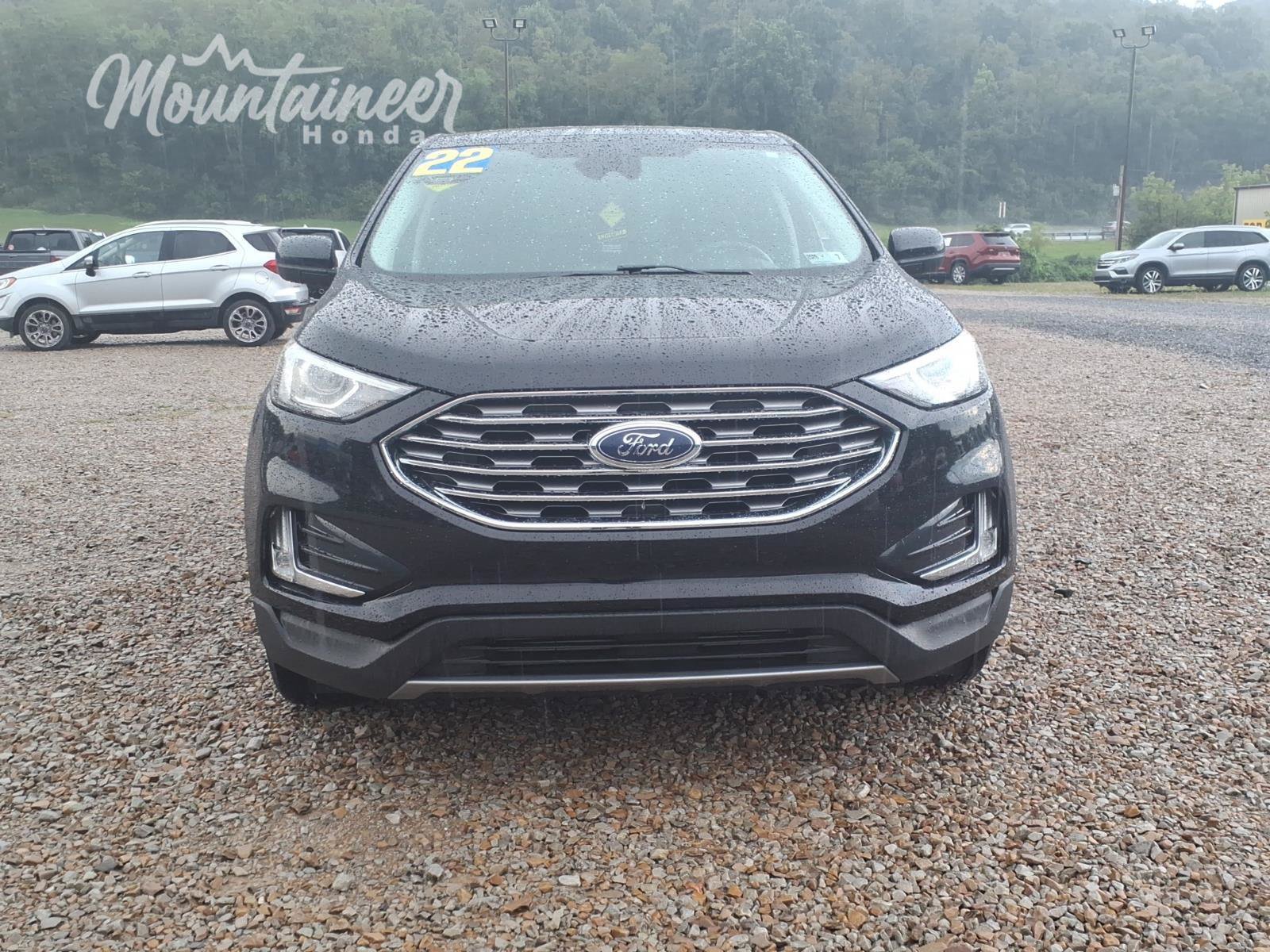 Used 2022 Ford Edge SEL w/ Convenience Package AWD/4WD image 3