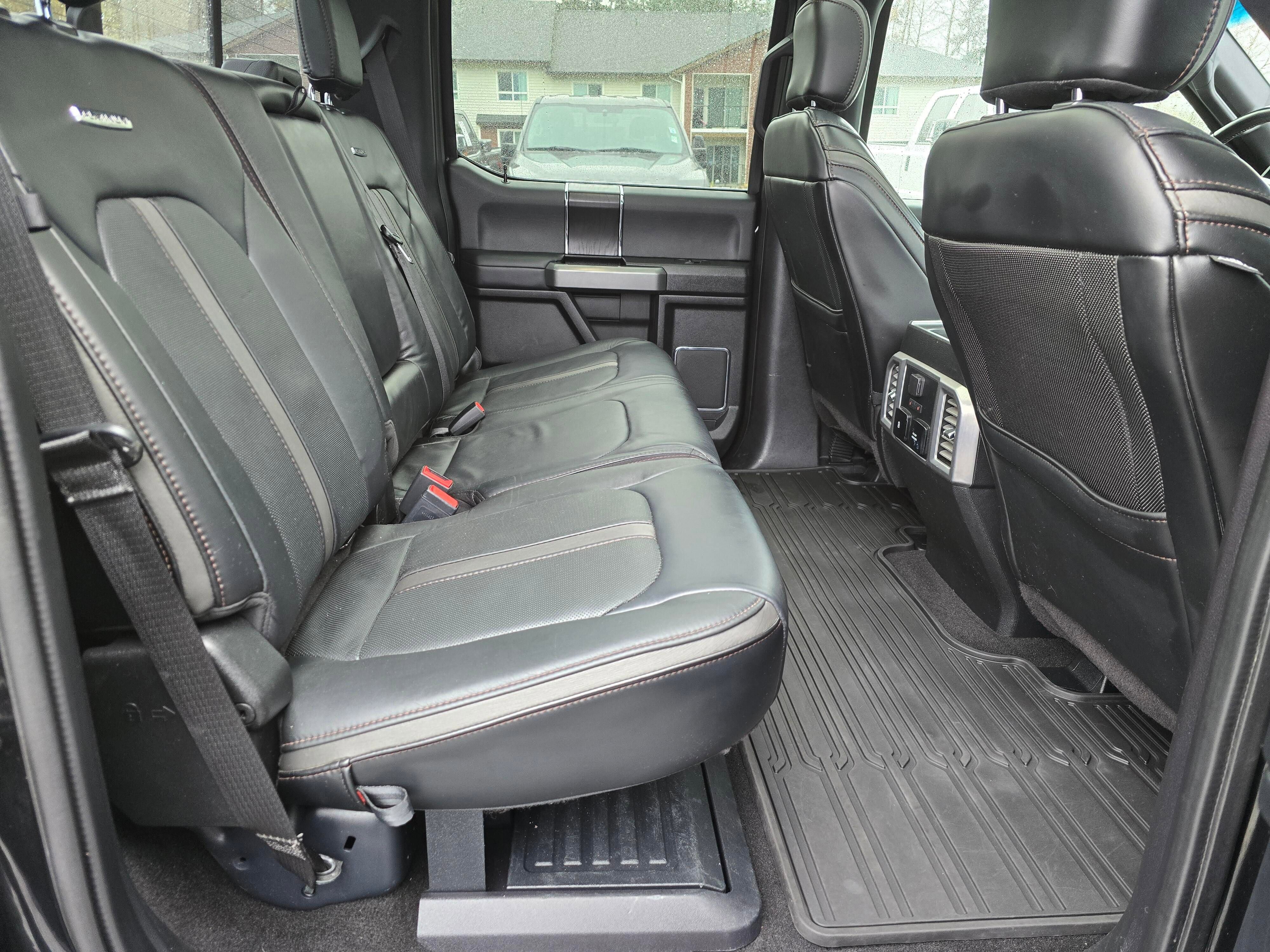 Used 2019 Ford F350 Platinum w/ Platinum Ultimate Package image 31