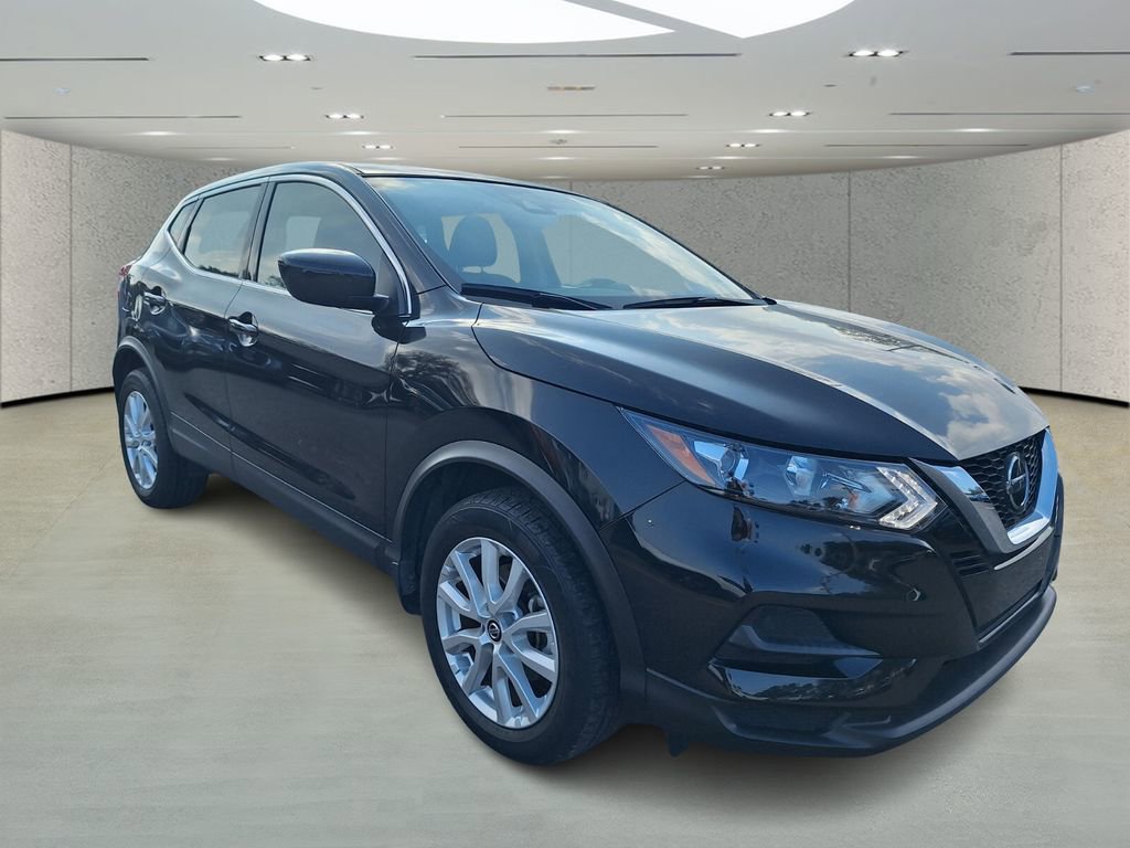 Used 2021 Nissan Rogue Sport S image 7