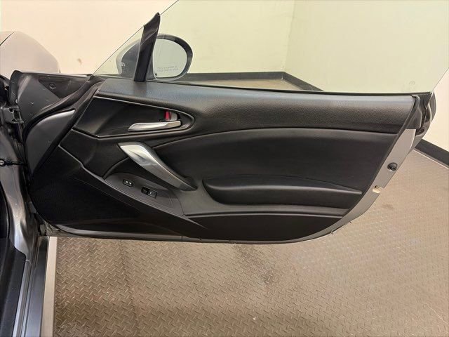 Used 2017 FIAT 124 Spider Classica image 27