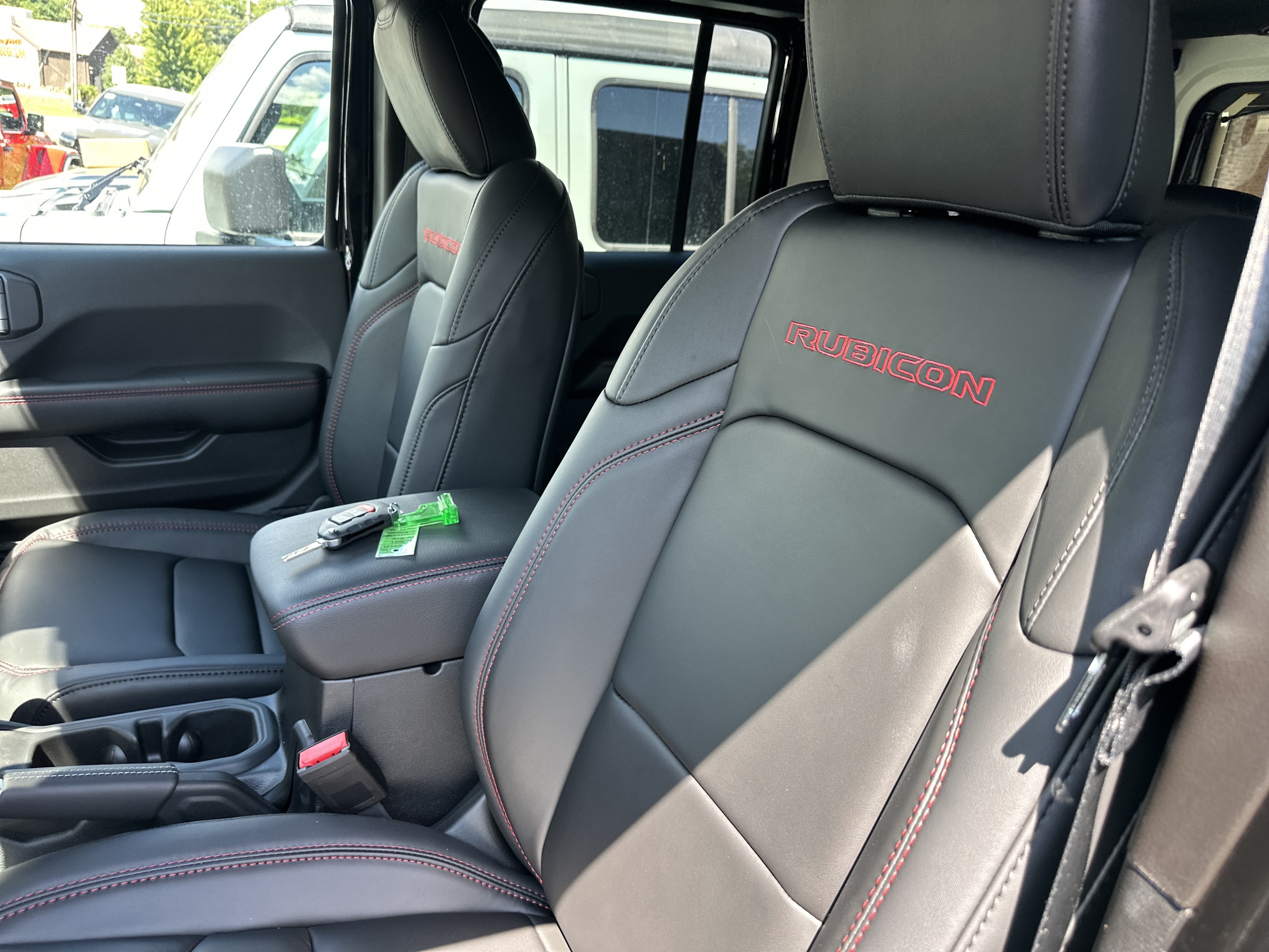 New 2027 Jeep Wrangler Unlimited Rubicon AWD/4WD image 29