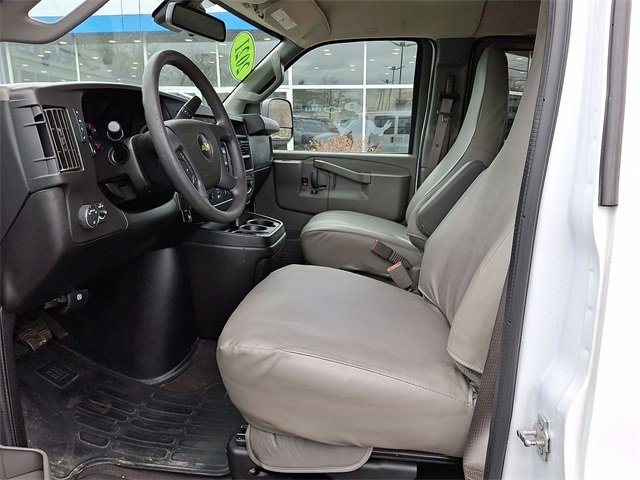 Used 2021 Chevrolet Express 3500 LT w/ LT Preferred Equipment Group image 11