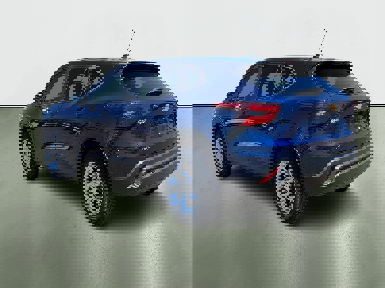 Used 2024 Chevrolet Trax LS w/ LS Convenience Package image 4