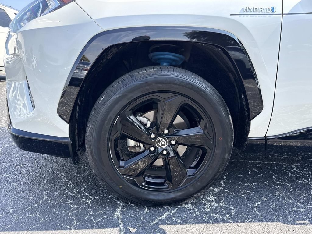 Used 2020 Toyota RAV4 XSE w/ XSE Grade Weather Package AWD/4WD image 10