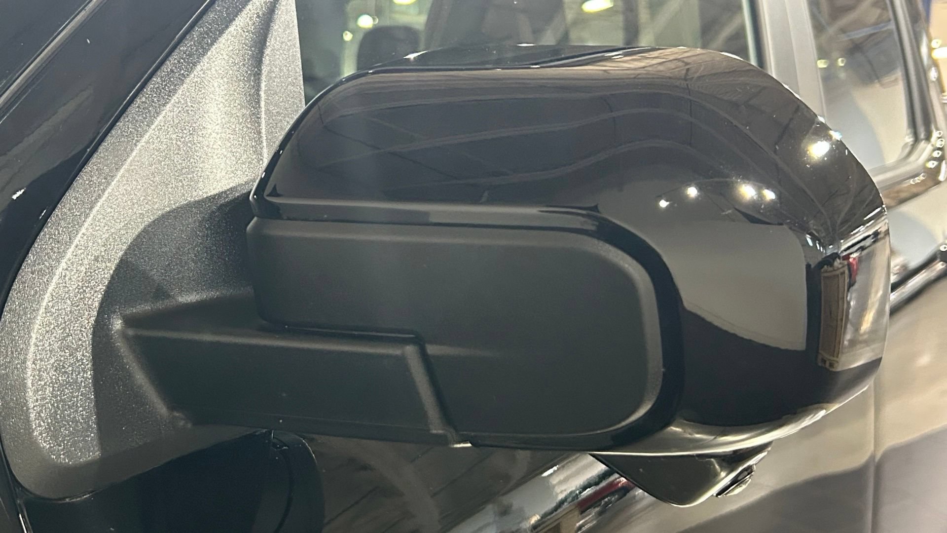 Used 2025 Ford Maverick Tremor AWD/4WD image 18