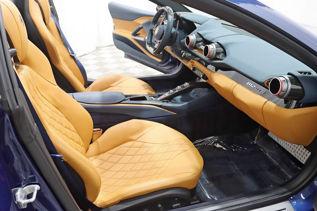 Used 2021 Ferrari 812 GTS RWD image 43
