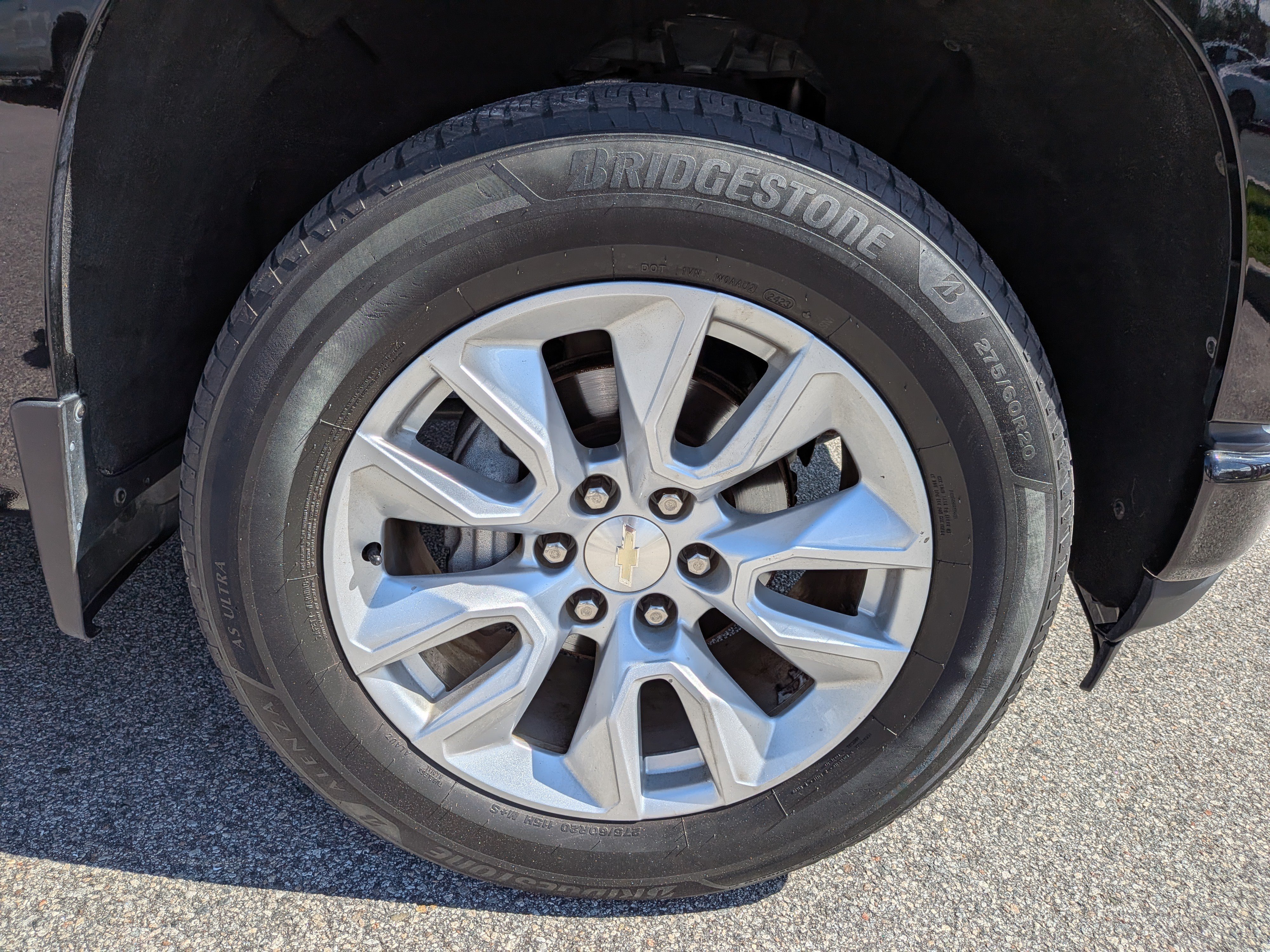 Certified 2020 Chevrolet Silverado 1500 Custom w/ Custom Value Package AWD/4WD image 12