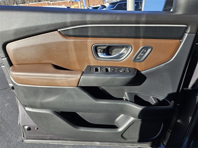 Used 2025 Honda Pilot Elite image 30