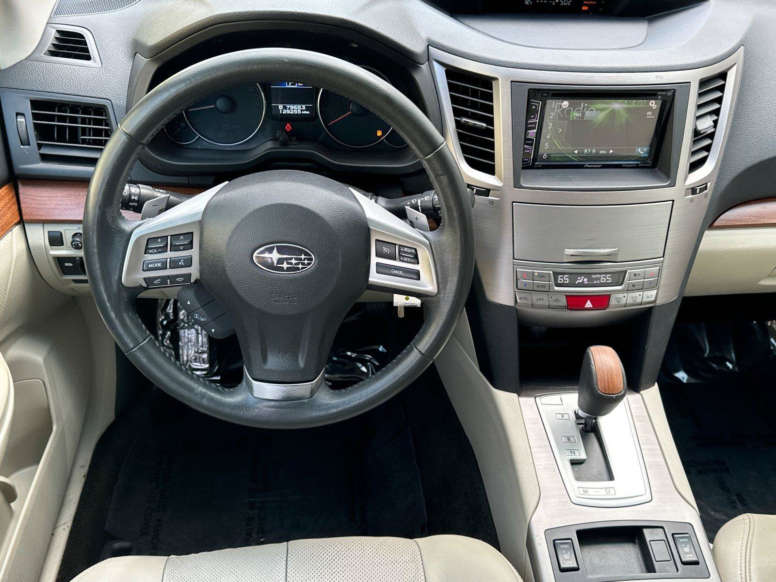 Used 2014 Subaru Outback 2.5i Limited AWD/4WD image 13