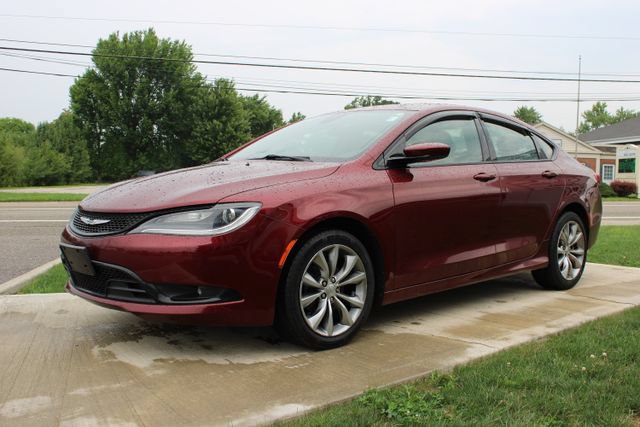 Used 2015 Chrysler 200 S FWD image 6