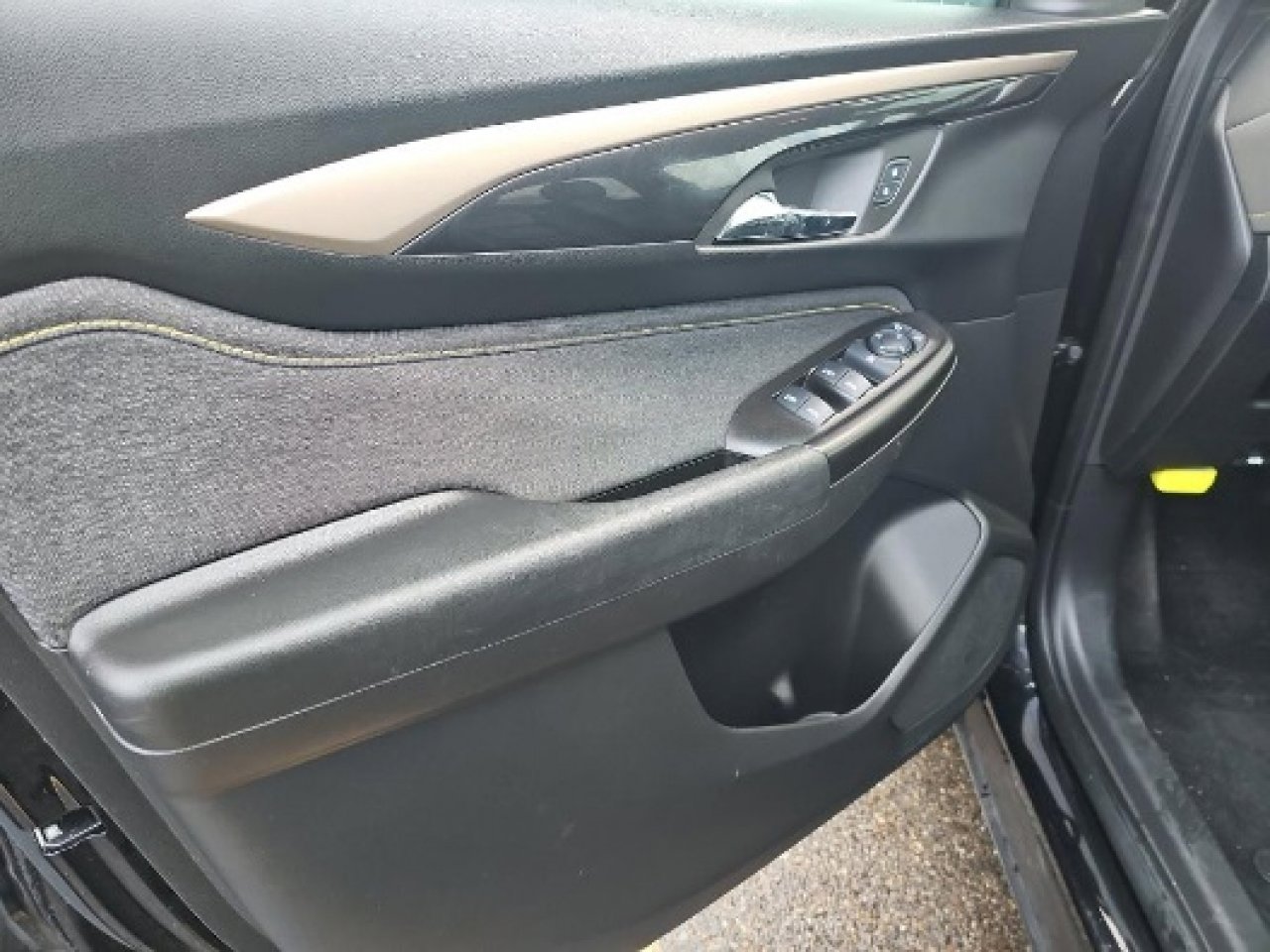 Used 2025 Chevrolet TrailBlazer ACTIV w/ Driver Confidence Package image 13