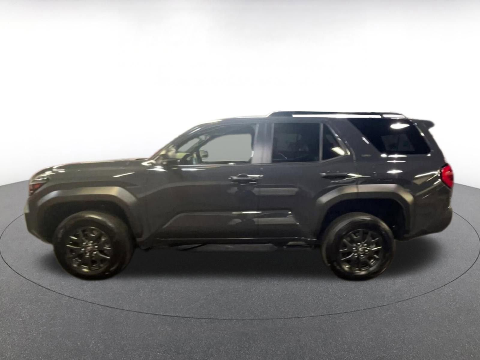 Used 2025 Toyota 4Runner SR5 image 9