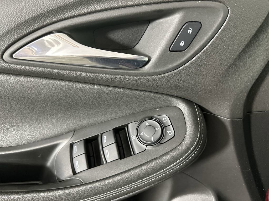 Certified 2023 Buick Encore GX Select FWD image 24