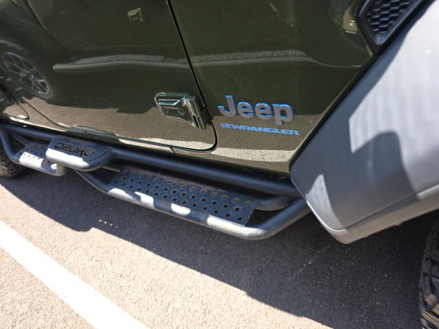 Used 2024 Jeep Wrangler Unlimited AWD/4WD image 6
