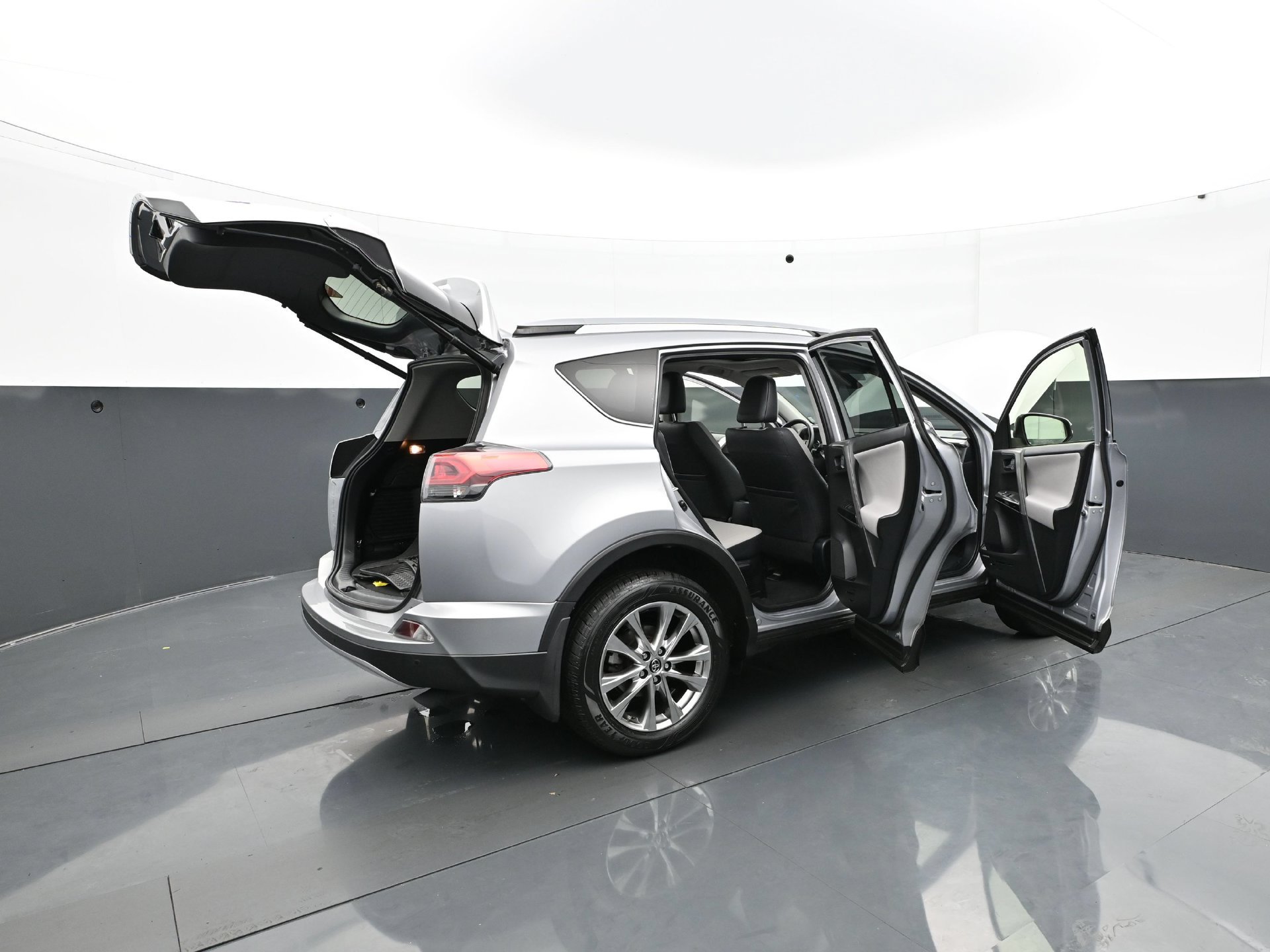 Used 2017 Toyota RAV4 Limited w/ Protection Package AWD/4WD image 40