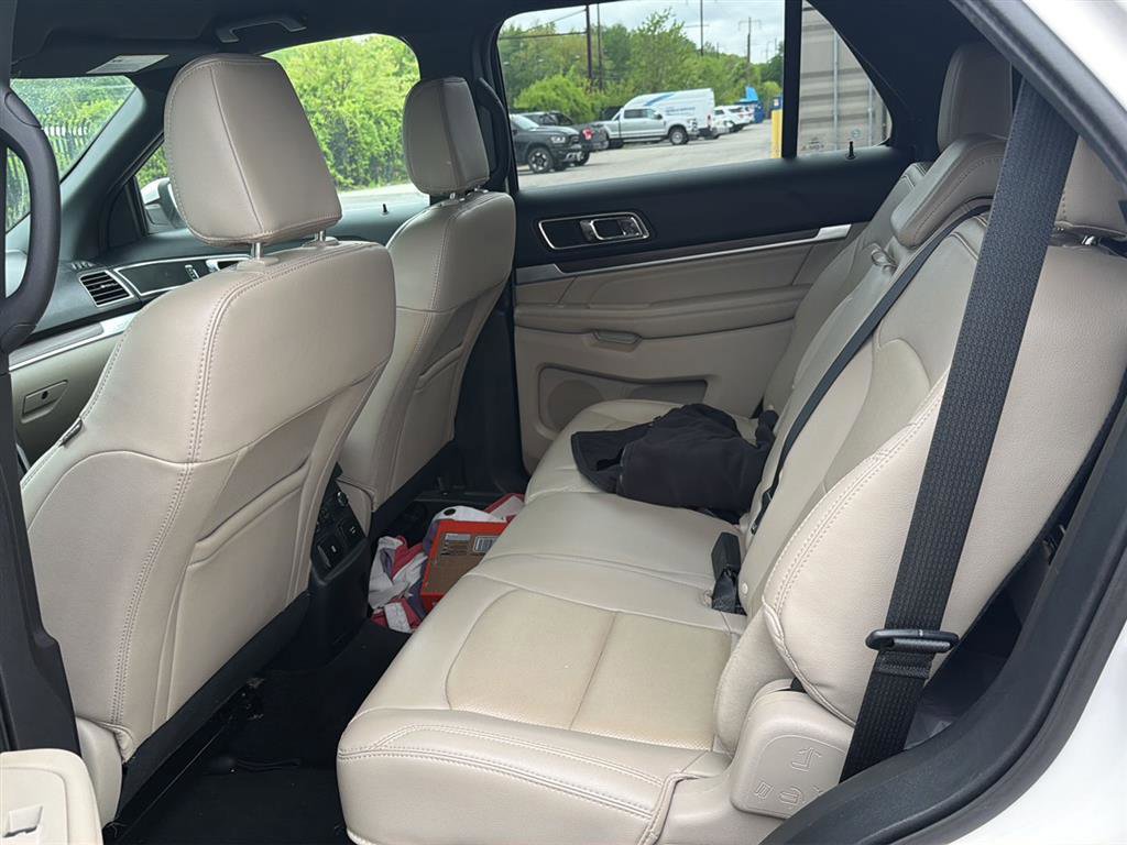 Used 2018 Ford Explorer Limited AWD/4WD image 11
