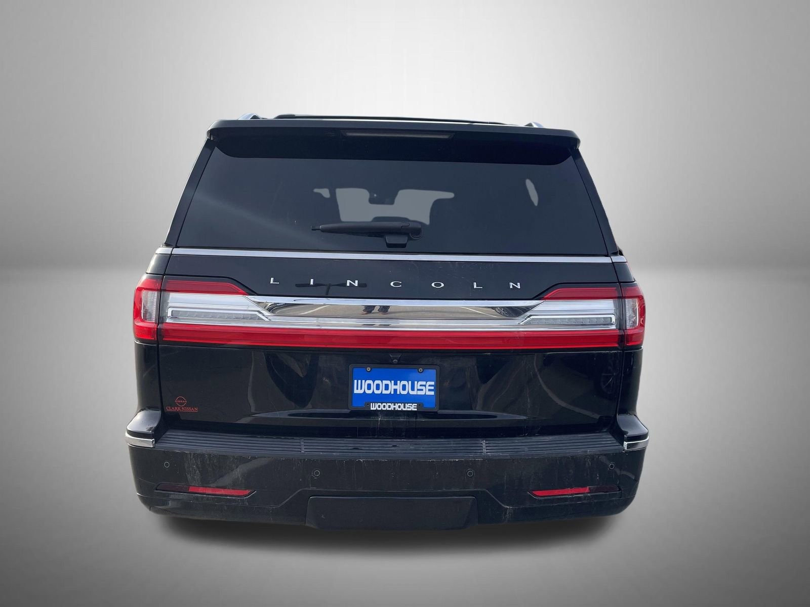 Used 2019 Lincoln Navigator L Reserve image 3