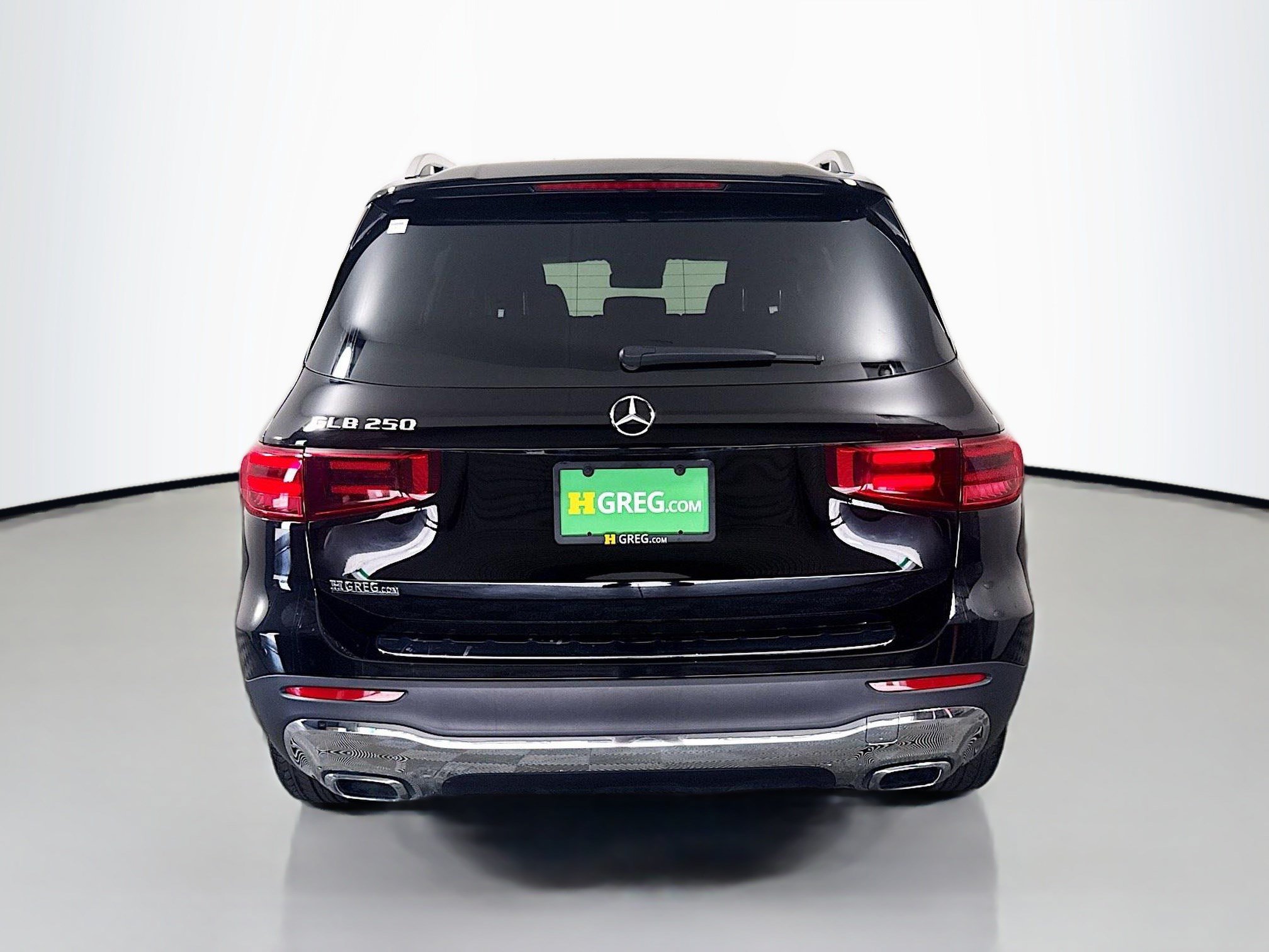Used 2025 Mercedes-Benz GLB 250 image 8