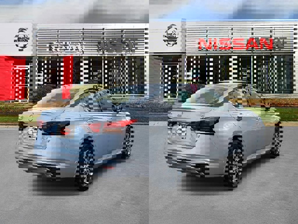 Certified 2024 Nissan Altima 2.5 S image 4