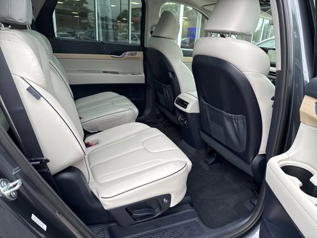 Used 2024 Hyundai Palisade Limited image 30
