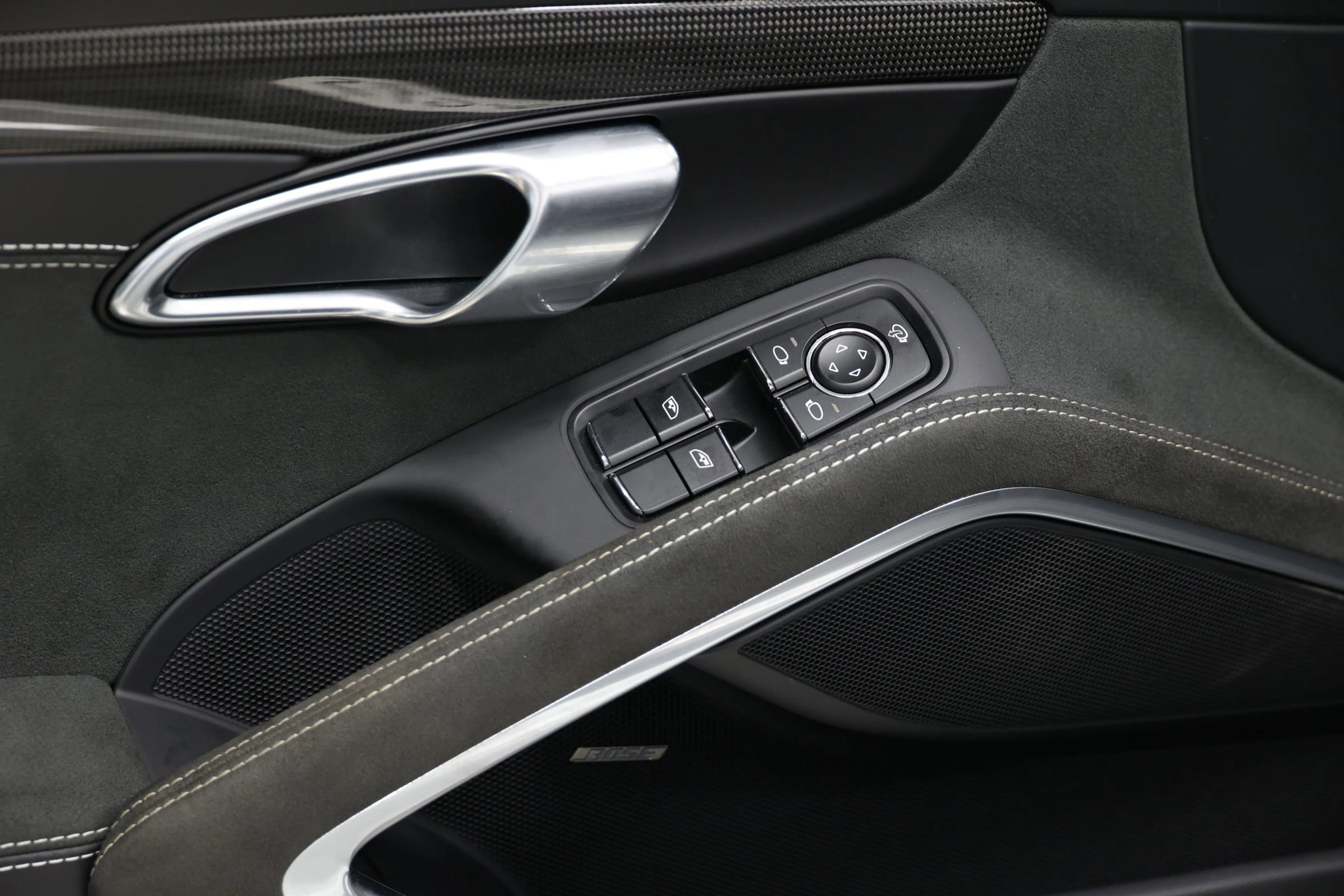 Used 2021 Porsche 718 Boxster GTS image 12