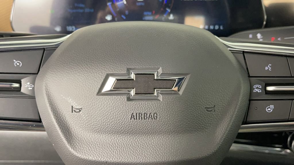 New 2025 Chevrolet Equinox ACTIV image 26