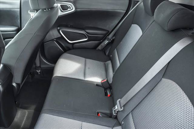 Used 2024 Kia Soul LX w/ Option Group 015 FWD image 21