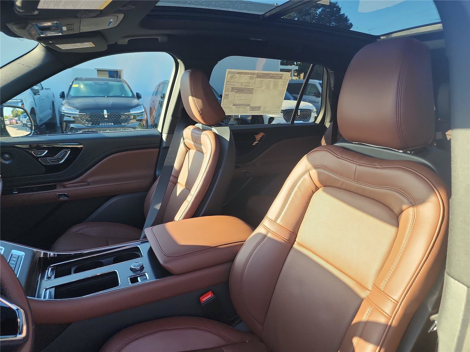 New 2027 Lincoln Aviator Reserve w/ Jet Appearance Package RWD image 14