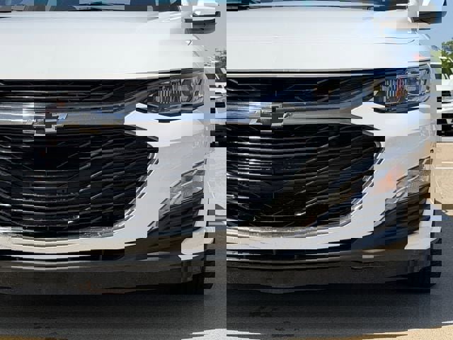 Used 2024 Chevrolet Malibu LT w/ Sport Edition image 9