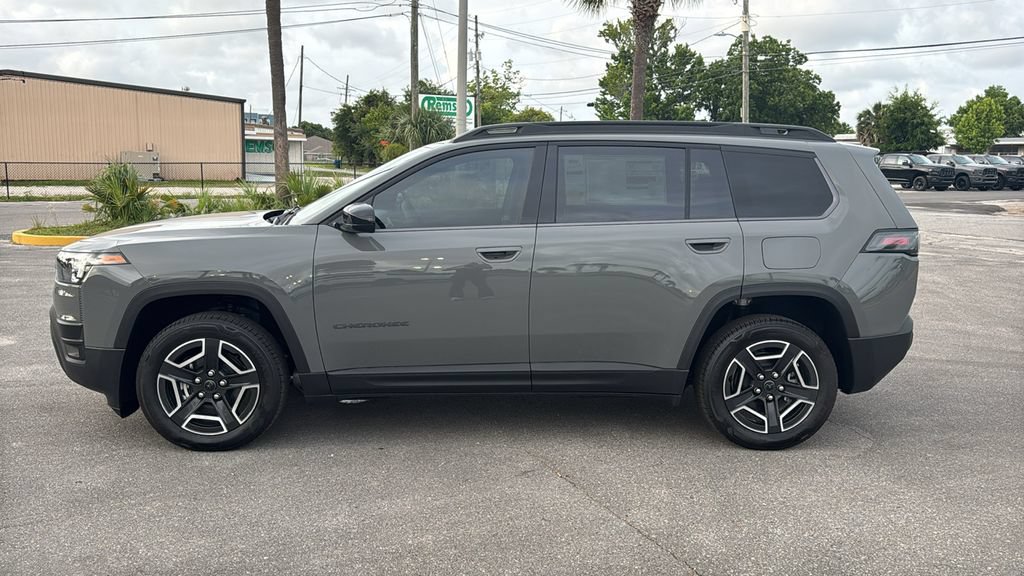 New 2026 Jeep Cherokee Laredo AWD/4WD image 3