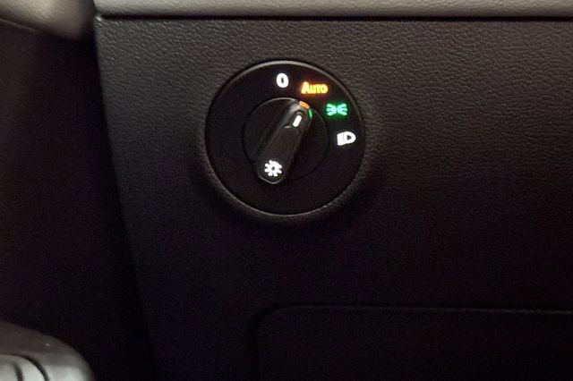 Used 2022 Volkswagen Taos SE image 33