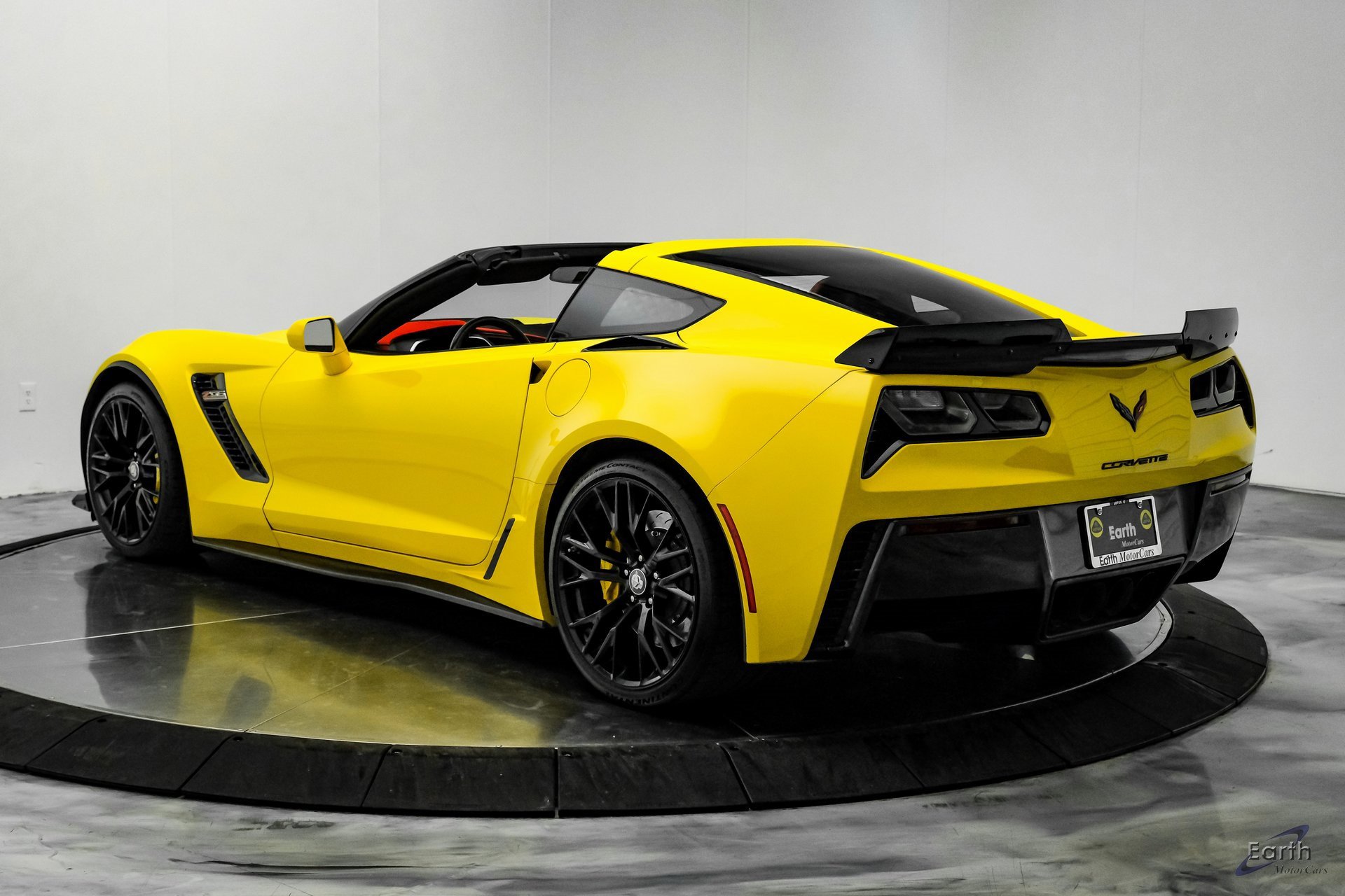 Used 2018 Chevrolet Corvette Z06 image 15