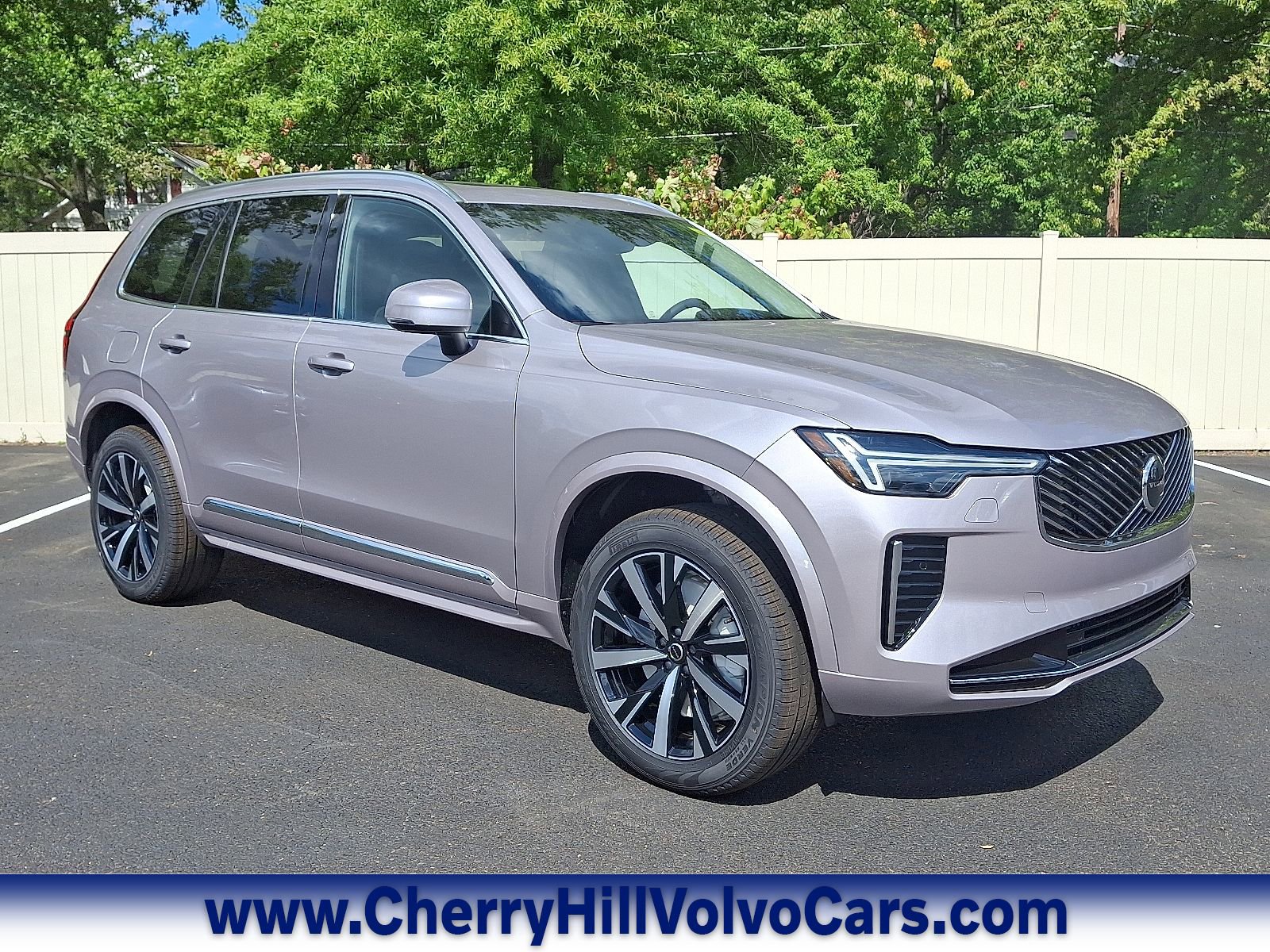 New 2026 Volvo XC90 B5 Core w/ Protection Package
