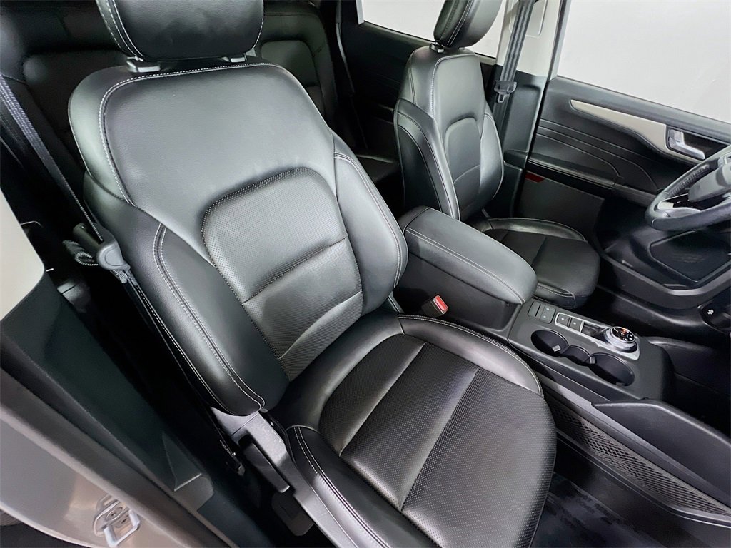 Used 2021 Ford Escape SEL w/ Technology Package image 28