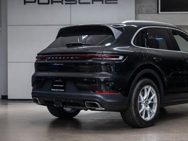 Certified 2025 Porsche Cayenne image 22