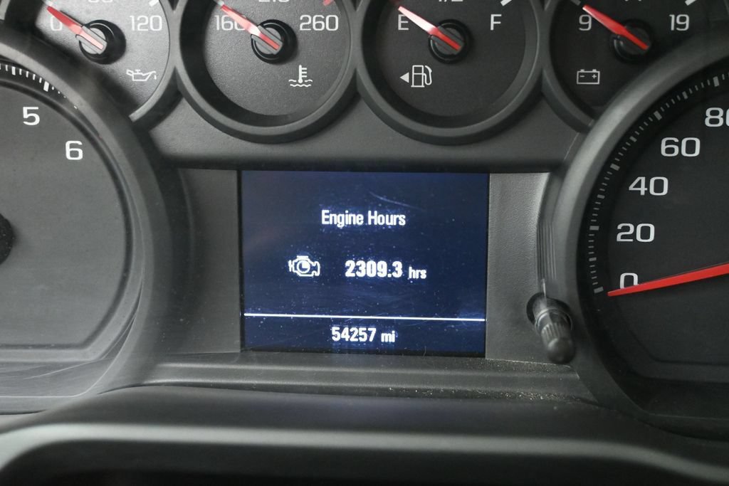 Used 2022 Chevrolet Silverado 1500 Custom AWD/4WD image 6