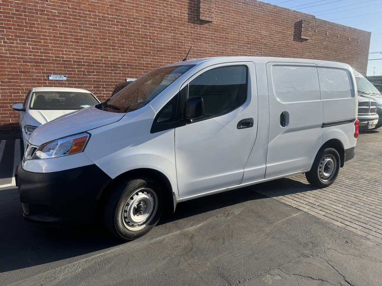 Used 2019 Nissan NV200 S w/ Cruise Control Package FWD image 1