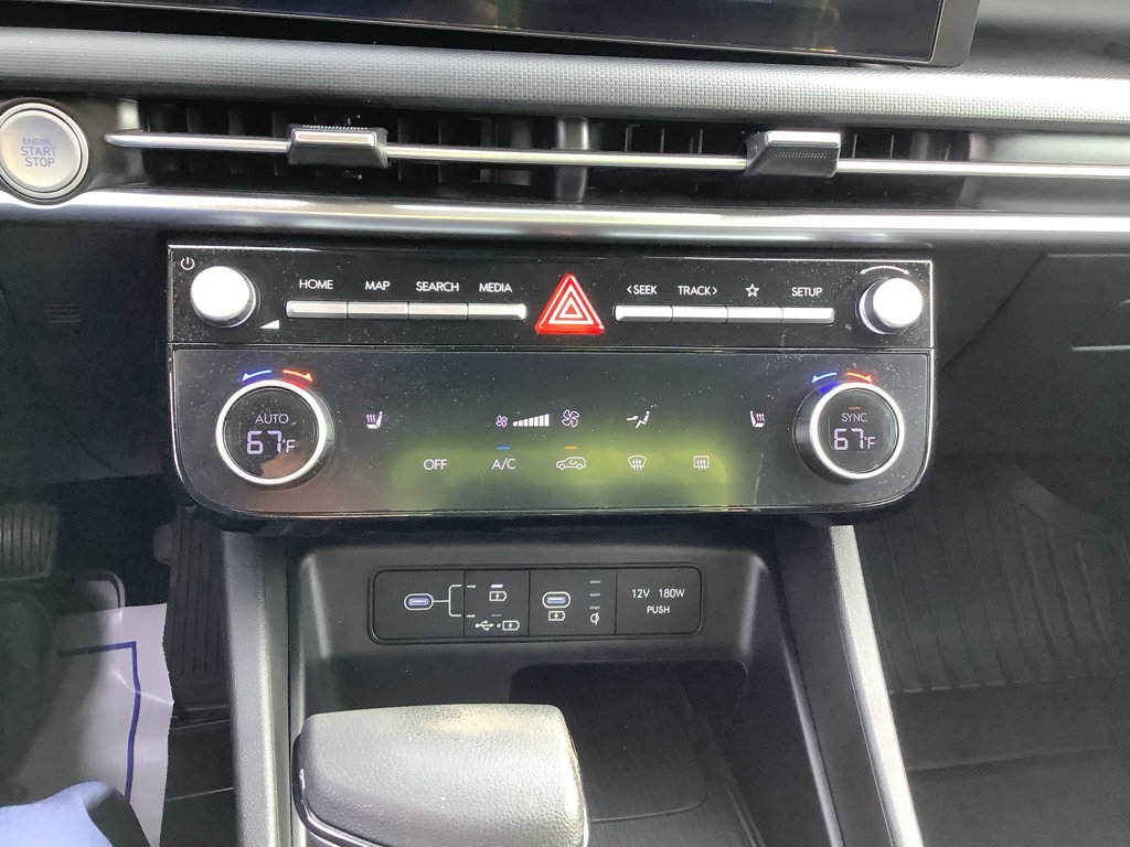 Used 2025 Hyundai Tucson SEL FWD image 16