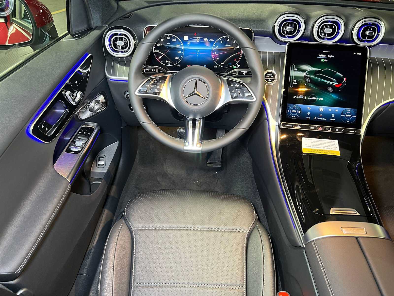 New 2027 Mercedes-Benz GLC 300 4MATIC image 44