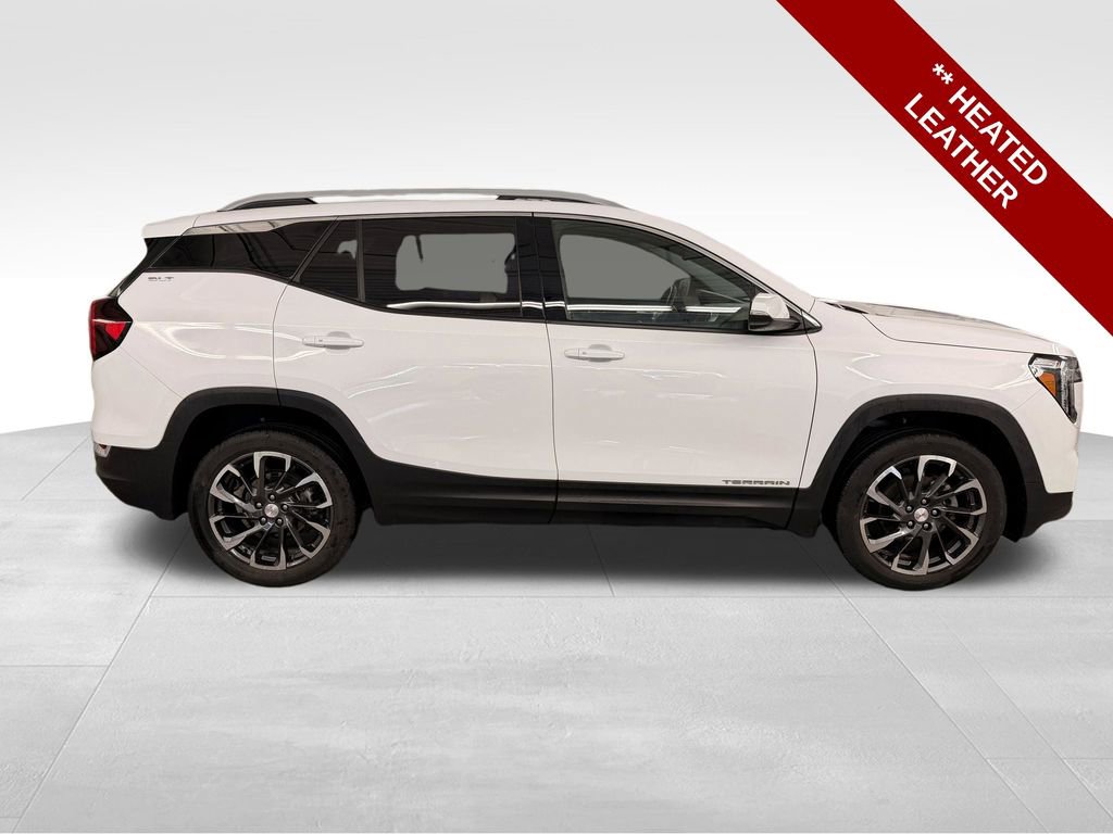 Used 2023 GMC Terrain SLT AWD/4WD image 9
