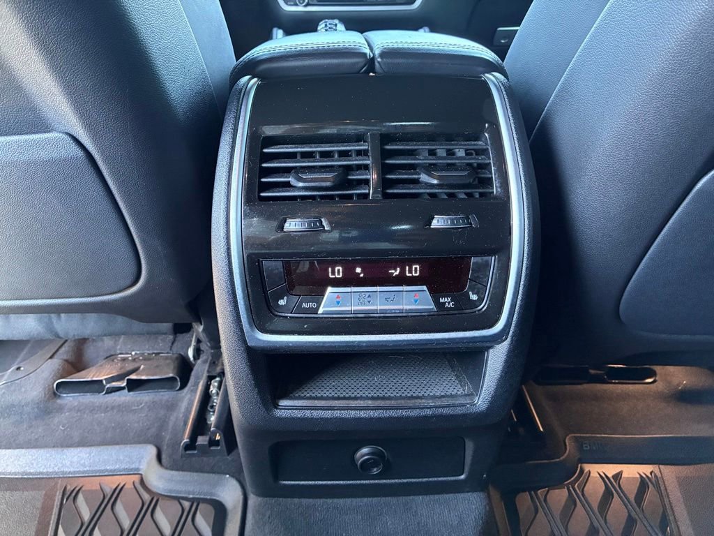 Used 2023 BMW X6 M50i w/ Executive Package AWD/4WD image 18