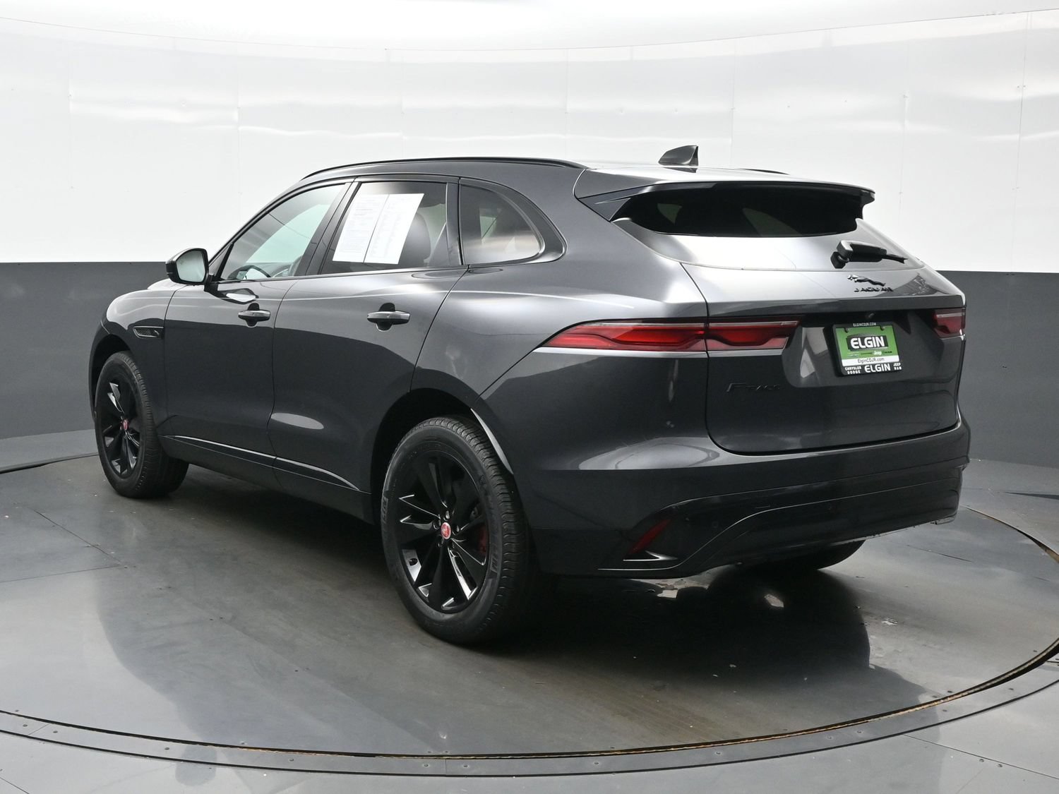 Used 2022 Jaguar F-PACE S AWD/4WD image 5